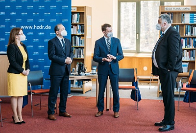 Besuch des Sächsischen Ministerpräsidenten, 10. Mai 2021 8 ©Copyright: Oliver Killig/HZDR