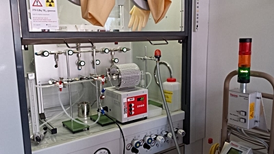 Apparatur zur Handhabung und Analyse von gasförmigem Tritium