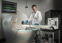 Kombinierte PET-MRT-Kamera für die Krebsforschung (Foto: HZDR/André Künzelman)
