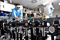 Im TELBE-Labor in Dresden-Rossendorf haben die Wissenschaftler die neuen Mini-Spektrometer erfolgreich getestet. 