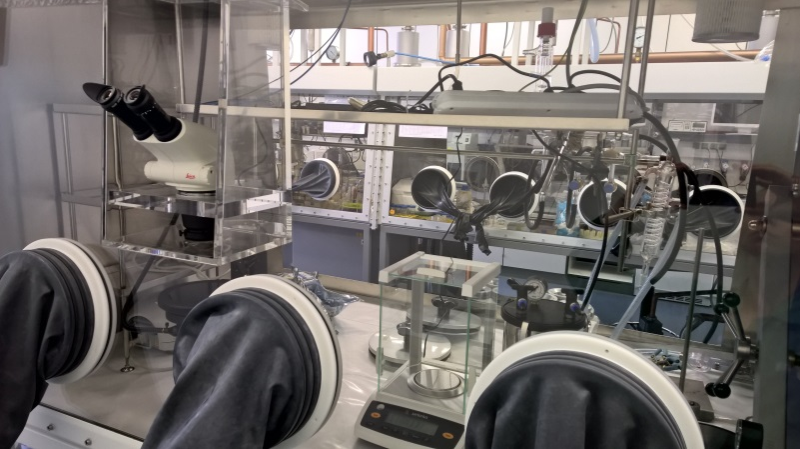Inert glove box for synthesis and characterisation of redox- and water-sensitive actinide compounds.