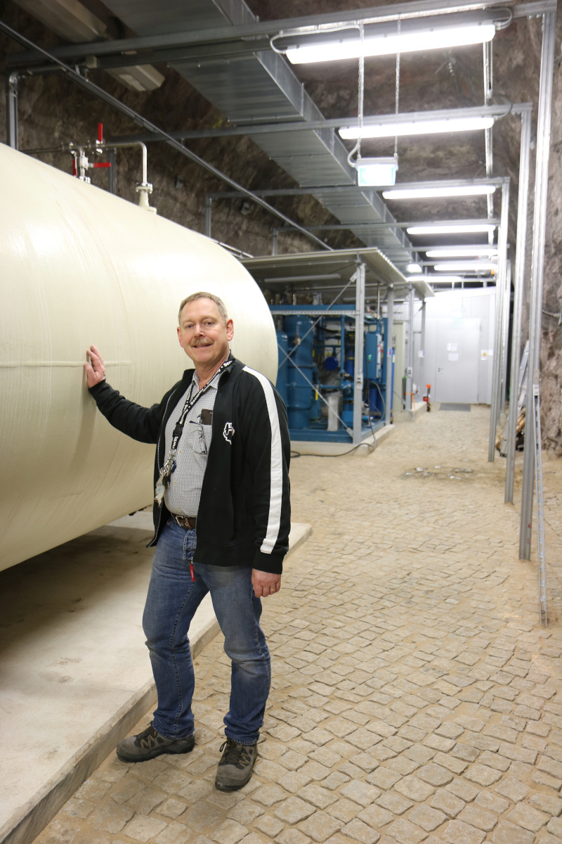 Felsenkeller SF6-Storage Tank: Bernd Rimarzig 