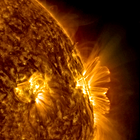 Foto: Plasma-Ausstoß während einer Sonneneruption ©Copyright: Solar Dynamics Observatory, NASA