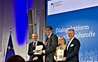 Foto: Official handover of the final report of the Dialogue Platform on Secondary Raw Materials to the German Federal Ministry for Economic Affairs and Climate Action on October 19, 2023 in Berlin ©Copyright: Dr. Simone Raatz