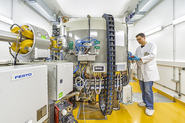 Cyclotron at the research facility Leipzig ©Copyright: André Künzelmann 